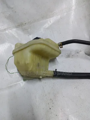 Nissan Dualis,Xtrail Nt31 Coolant Bottle