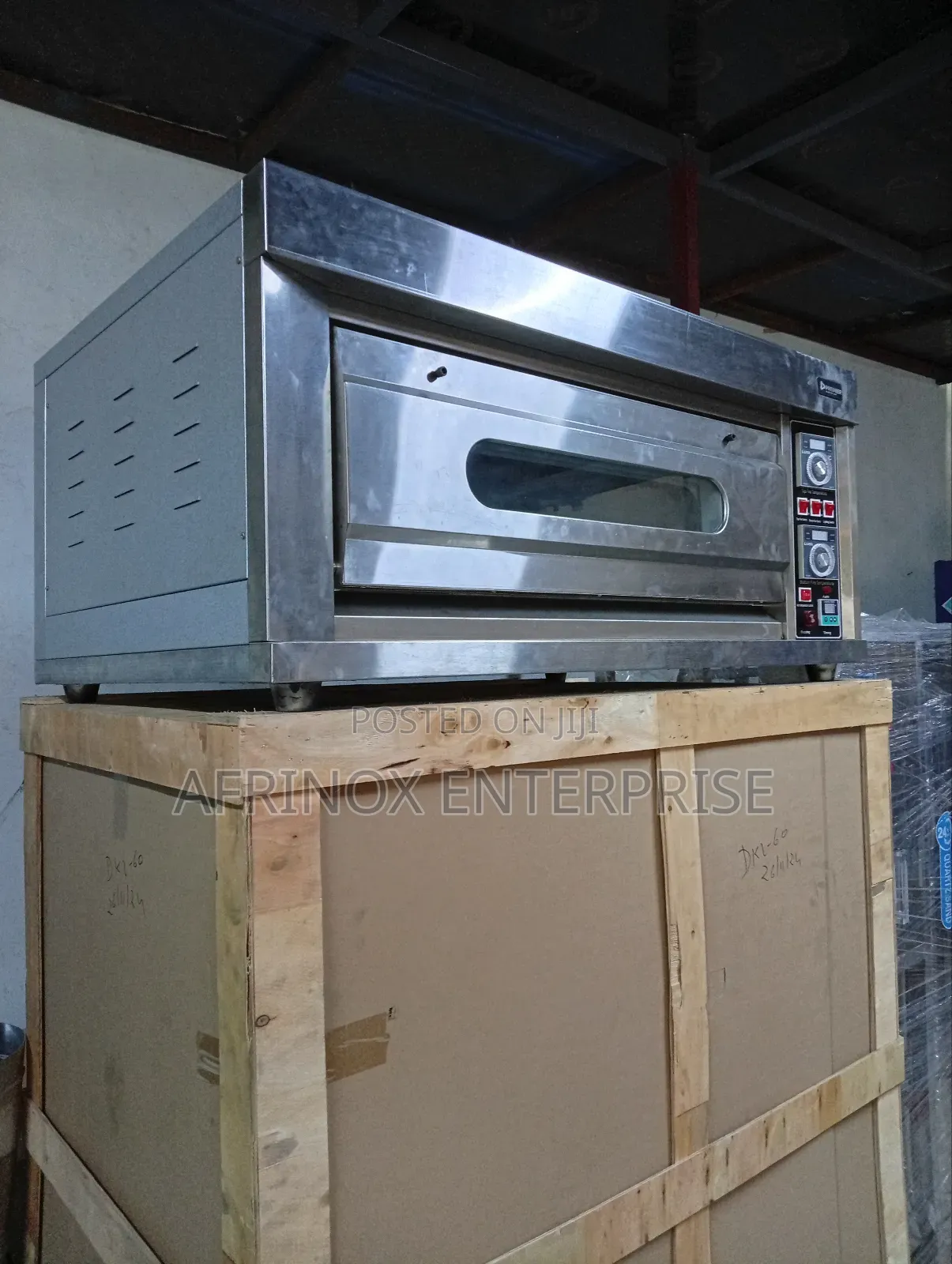 Single Decker Oven Available! Perfect for Baking, Roasting