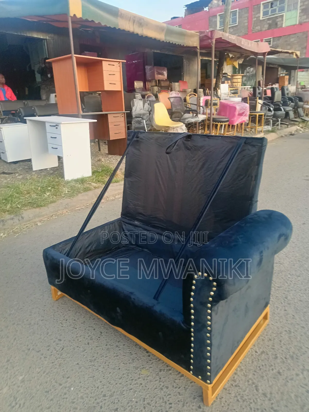 Ottoman or Waiting Seat With Storage Unit 