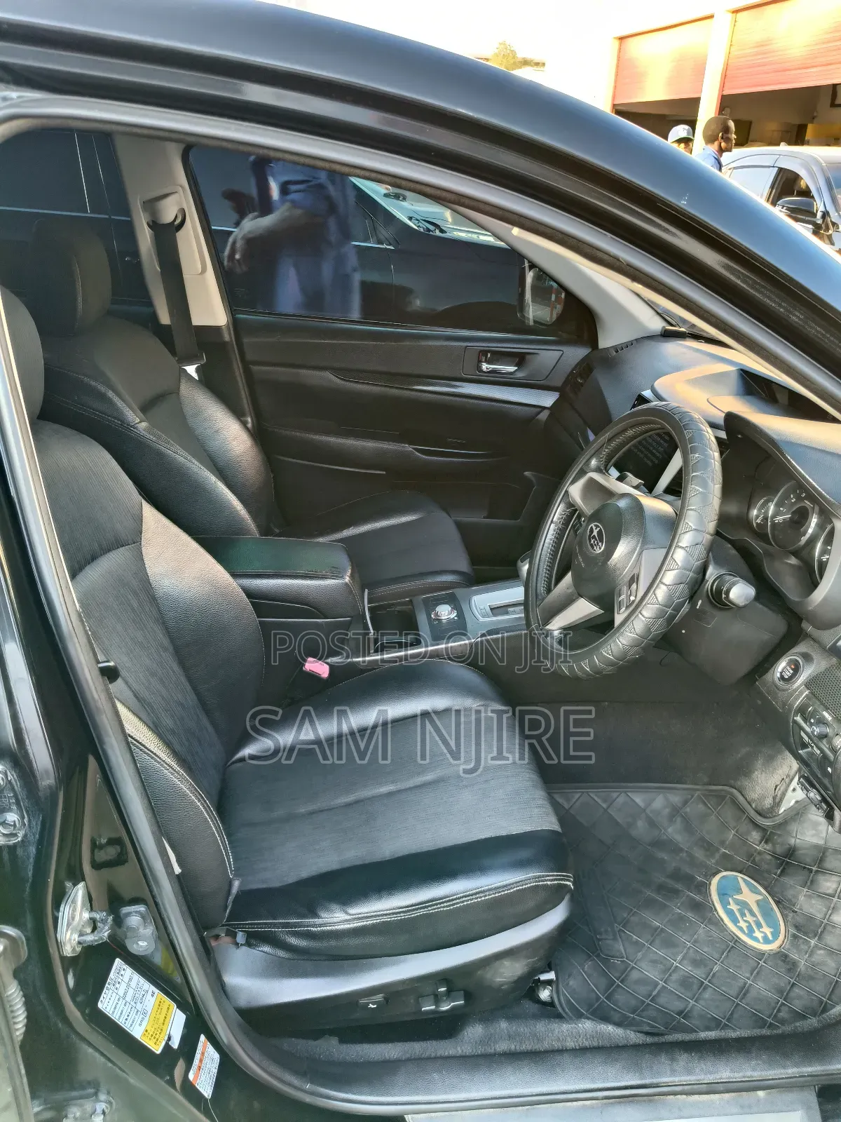 Subaru Outback 2012 Black