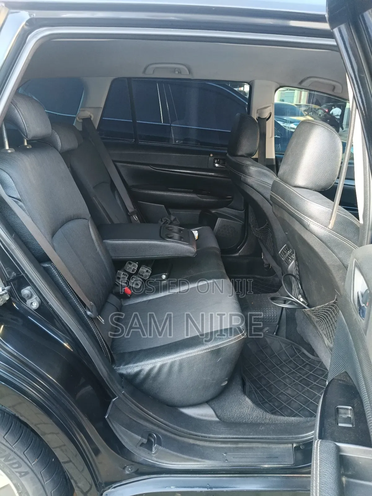 Subaru Outback 2012 Black