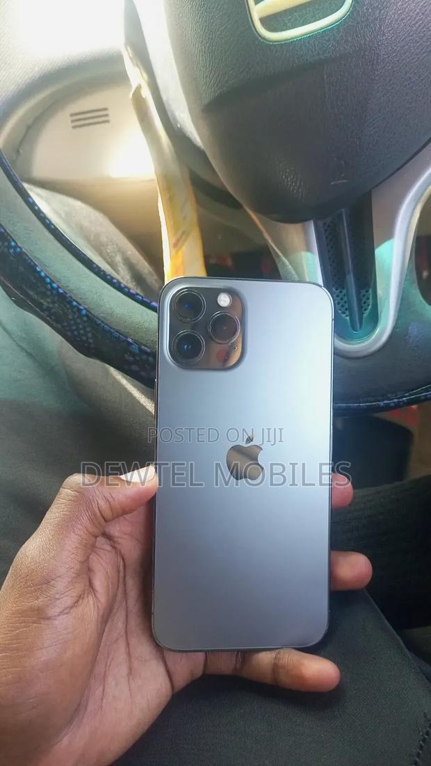 Apple iPhone 12 Pro Max 256 GB Black - thumbnail 4