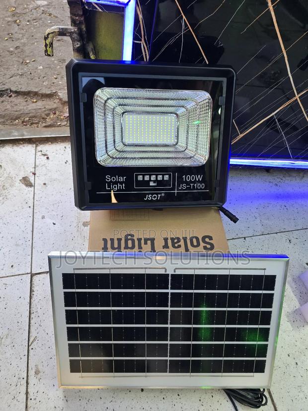 Outdoor Solar Floodlight 100watts [ Waterproof ] - thumbnail 2
