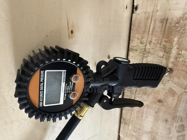 High Quality Handle Digital Air Gauge - main view