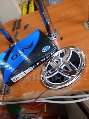 Led Toyota Logo Emblem – Universal Car Fit
