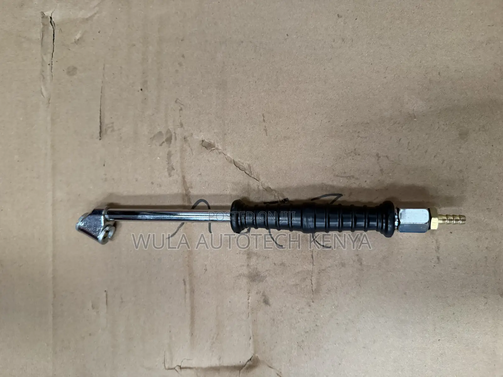 The Heavy Duty Hand Air Gauge (Double Head Nozzle)