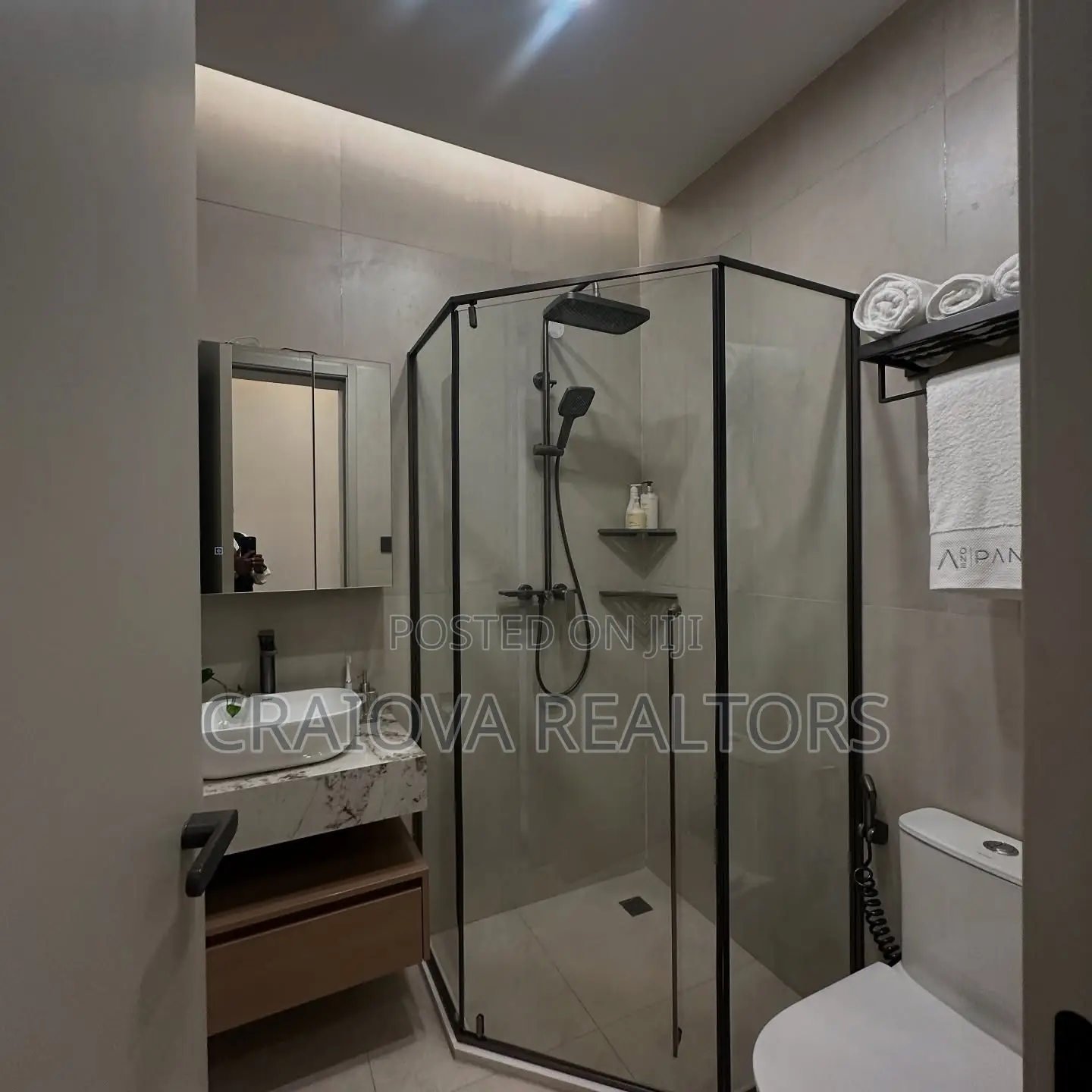 4bdrm Apartment in Muthangari for sale