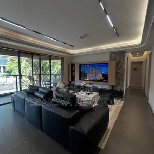 4bdrm Apartment in Muthangari for sale