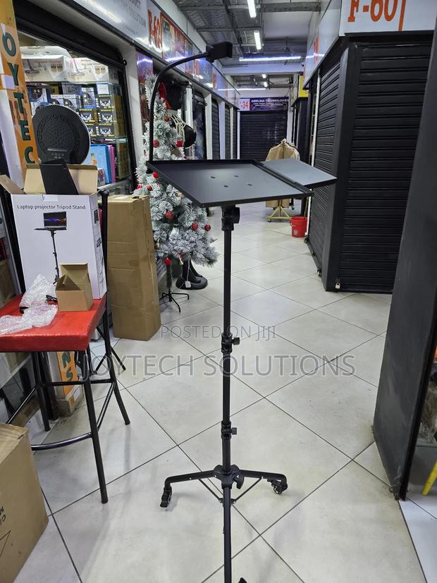 Projector Portable Tripod - thumbnail 2