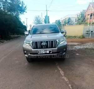 Toyota Land Cruiser Prado 2.8 2018 Brown