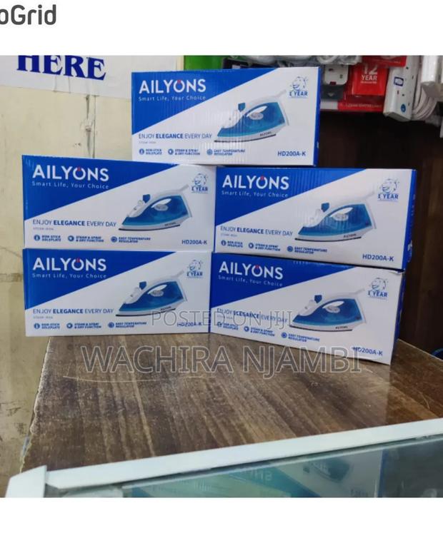 Ailyons Hd200a Steam Iron - main view