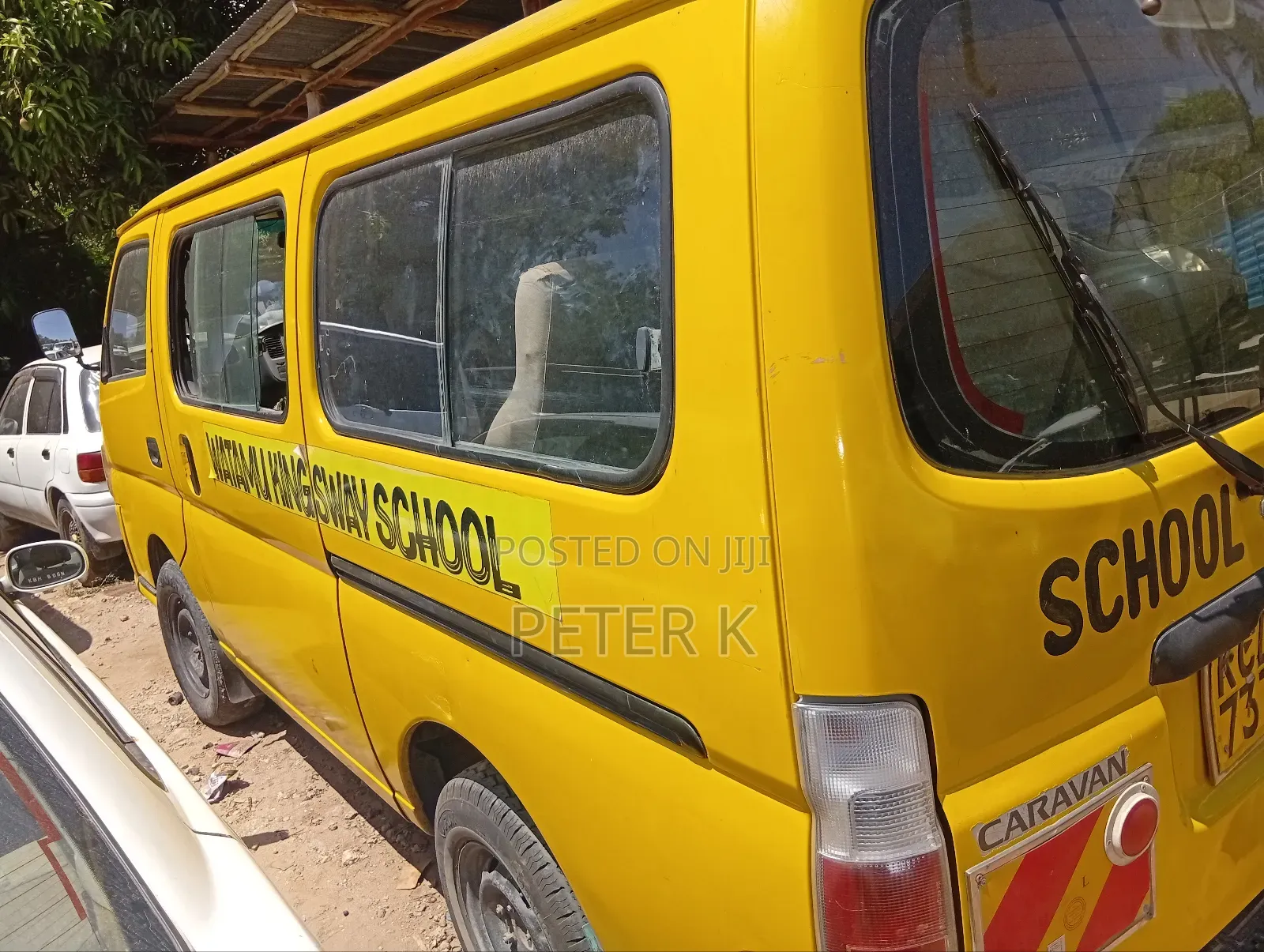 Nissan Caravan (Urvan) 2009 Yellow