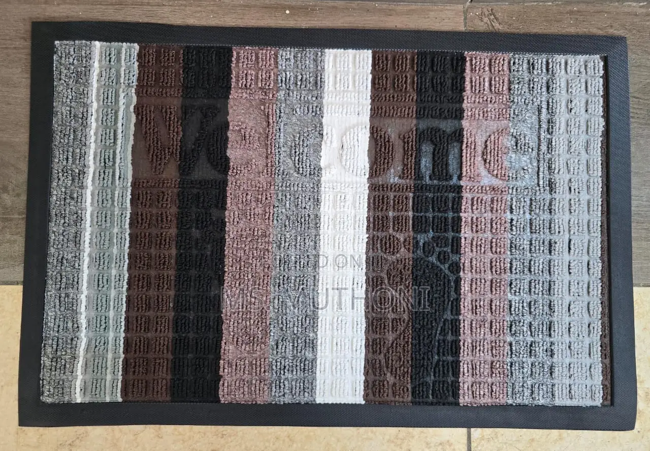 Rubber Bottom Doormatt With PVC Material* Size-40 X 60