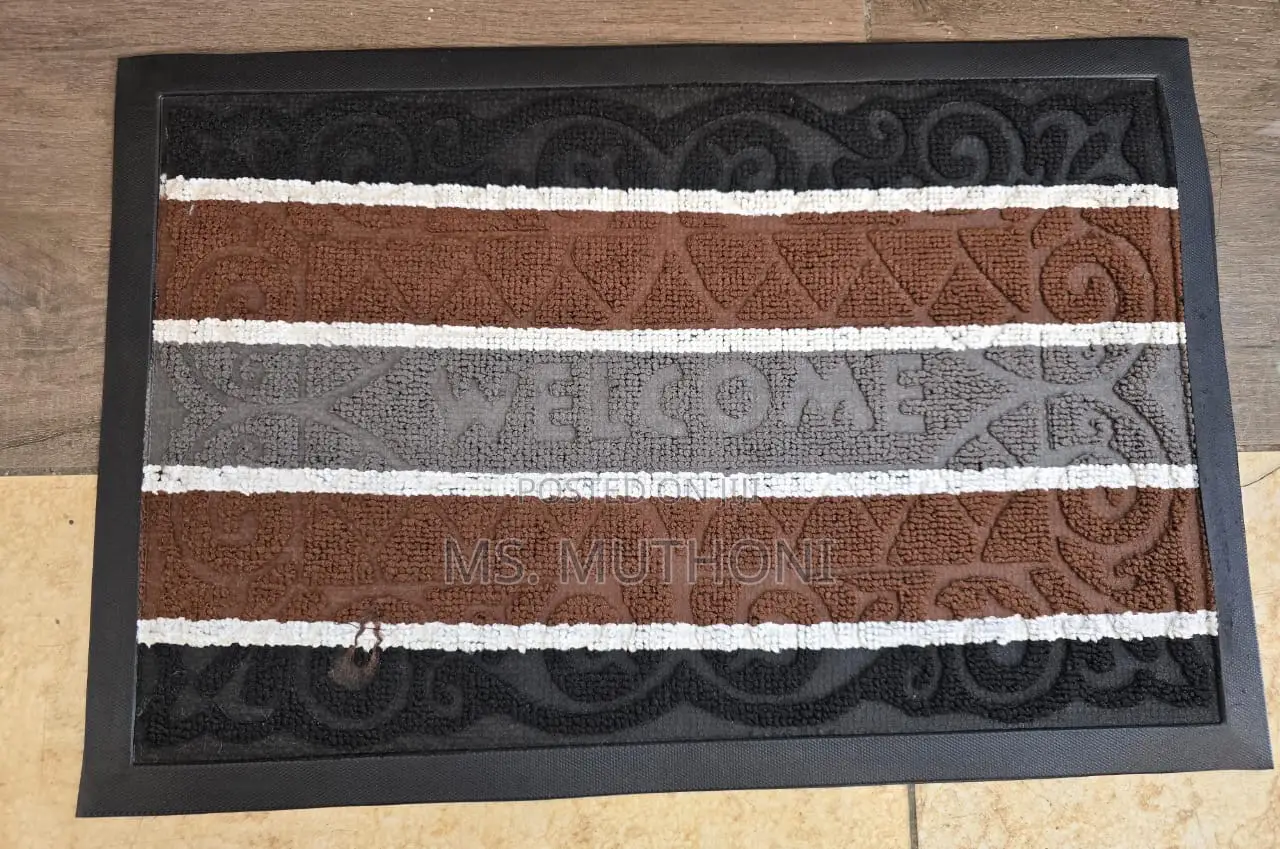 Rubber Bottom Doormatt With PVC Material* Size-40 X 60