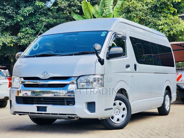 Toyota Grand HiAce 2018 - thumbnail 2