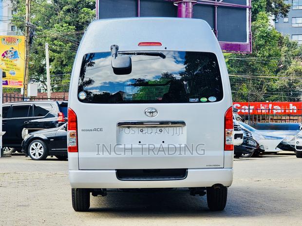 Toyota Grand HiAce 2018 - thumbnail 7