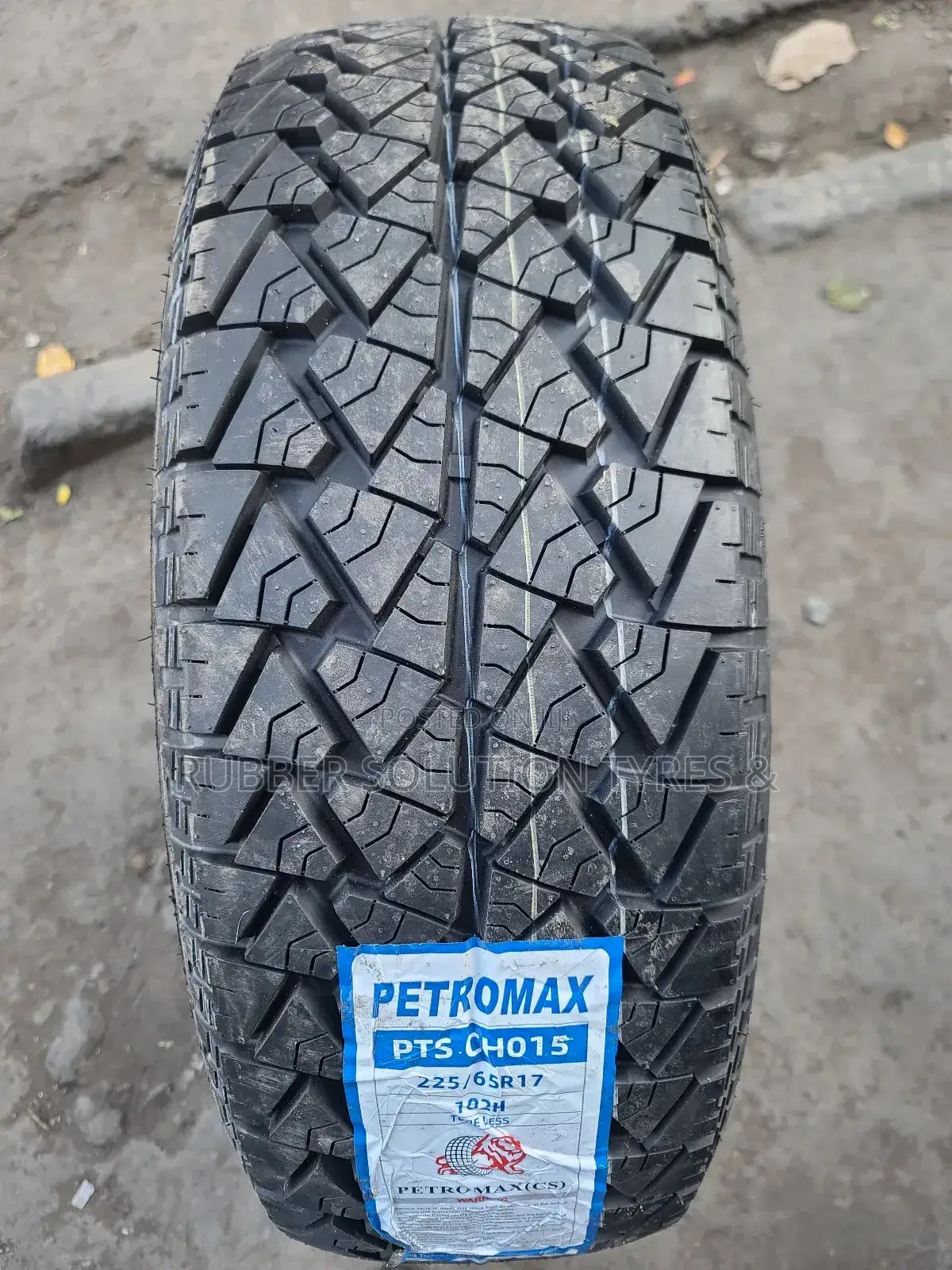 225/65r17 Petromax [All Terrain ]