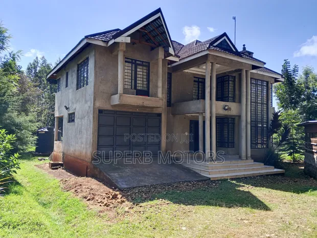 4bdrm Maisonette in Muthiga for sale