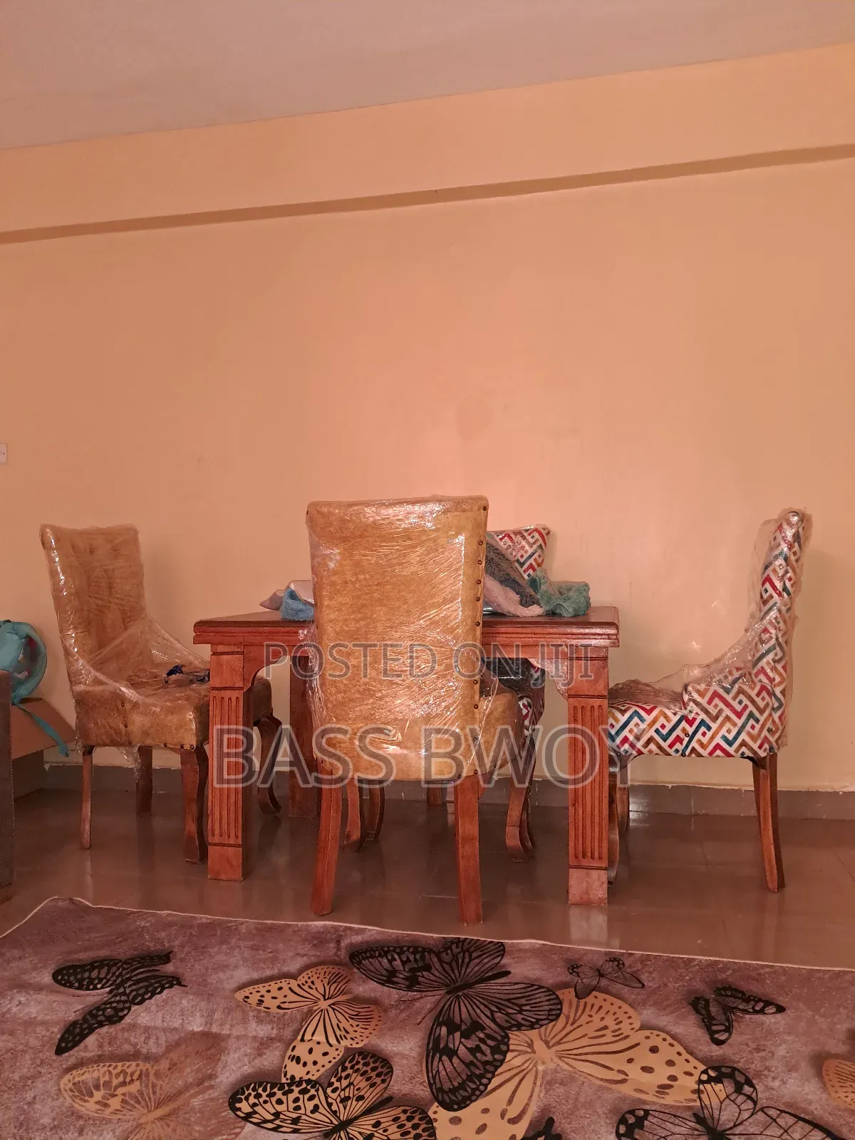 Dinning Table