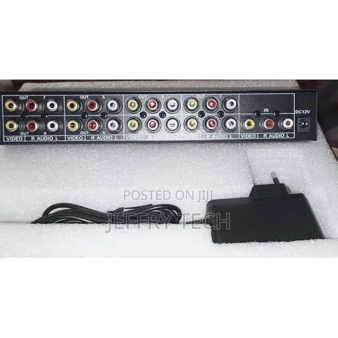 Av 8 Ways Av Splitter (1in Out8)