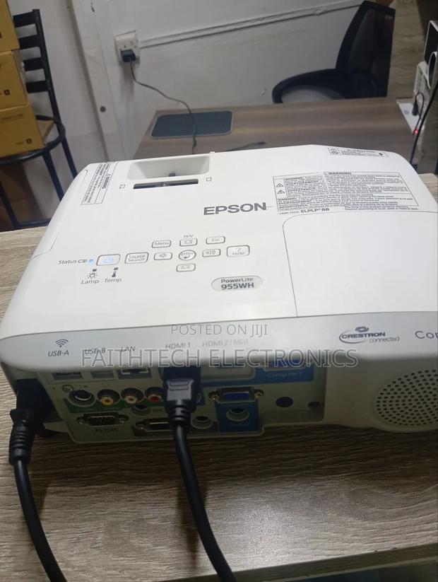 Epson Hd Projector – Like New