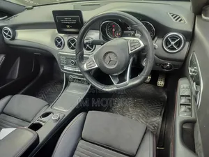 Mercedes-Benz CLA-Class 2019 Burgundy