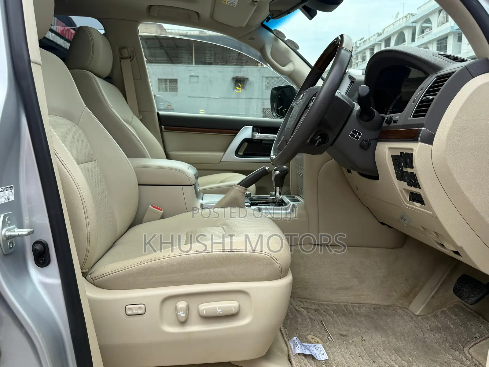 Toyota Land Cruiser 2018 Silver