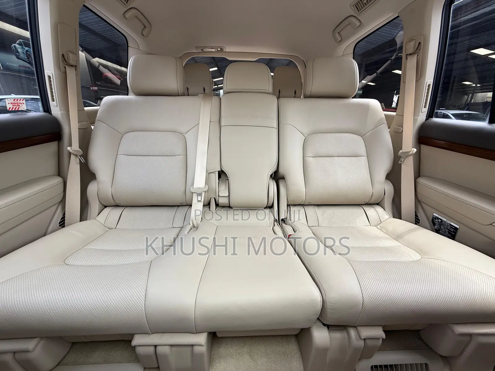 Toyota Land Cruiser 2018 Silver