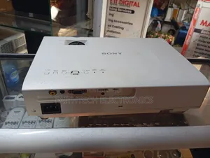 Sony 3lcd Projector – Crisp Bright