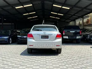 Toyota Allion 2018 Silver