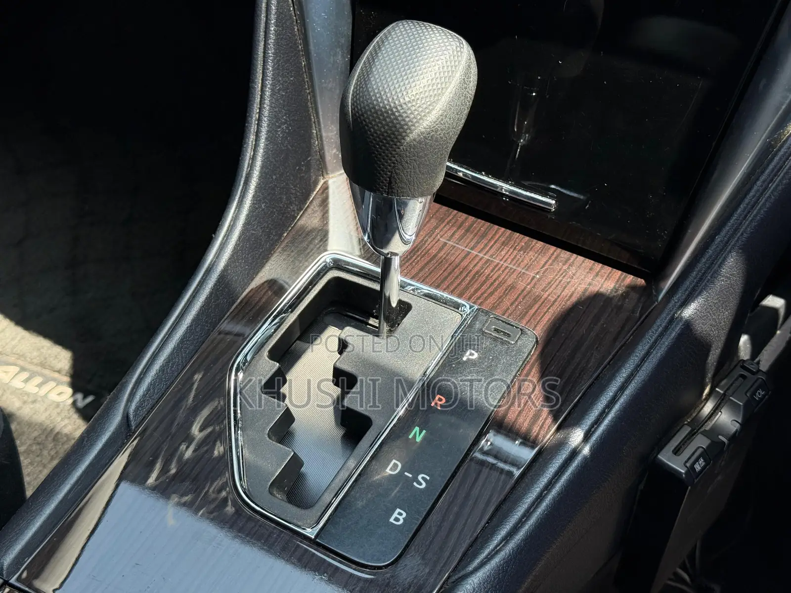 Toyota Allion 2018 Silver