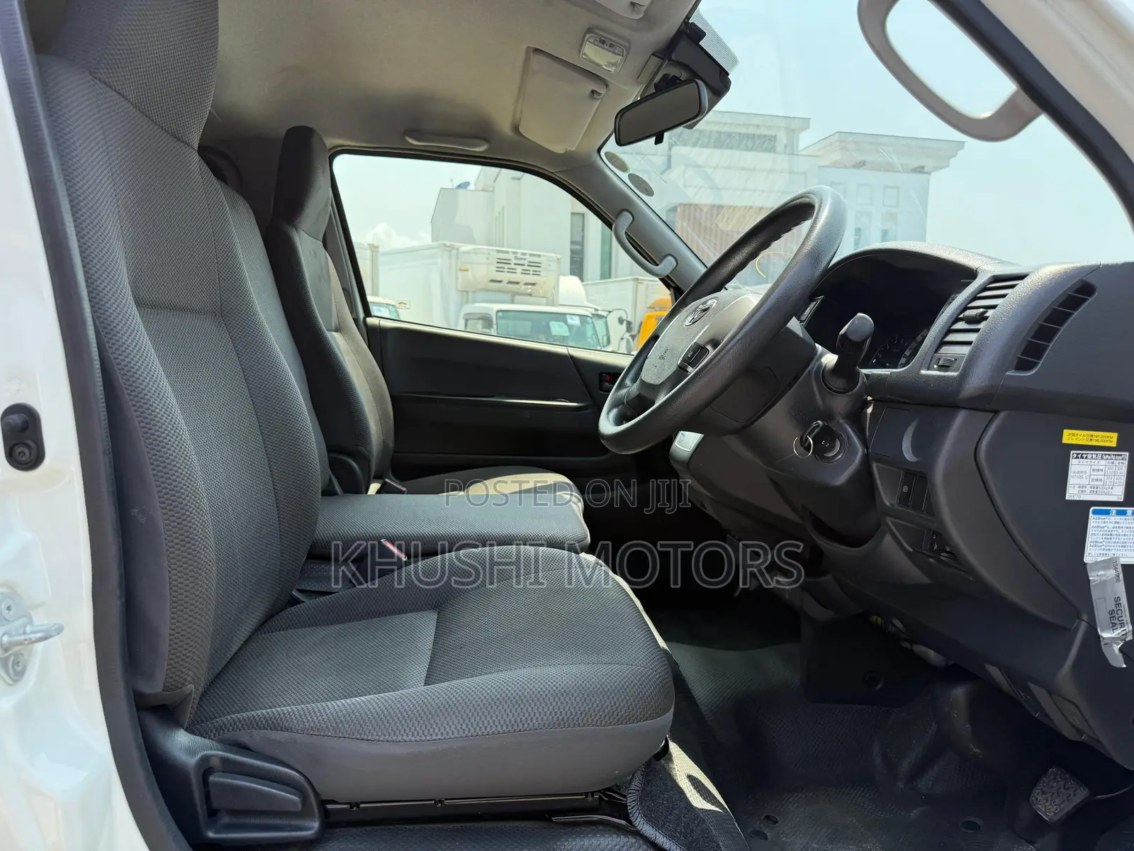 Toyota Regius 2018 White