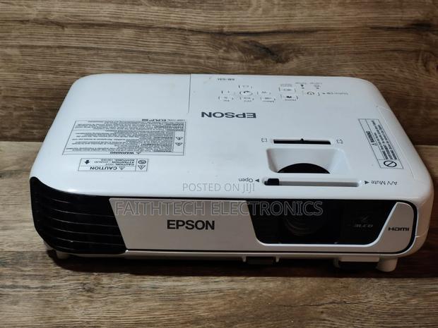 9. Epson Projector for Office Use – Bright Efficient - thumbnail 2
