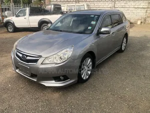 Subaru Legacy 2.5i Limited 2010 Gray