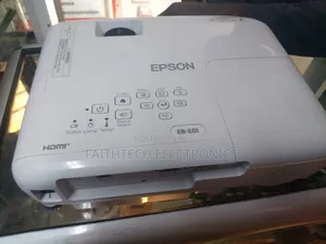 Epson/Sony Projector With Hdmi – Ready to Use Very Clear