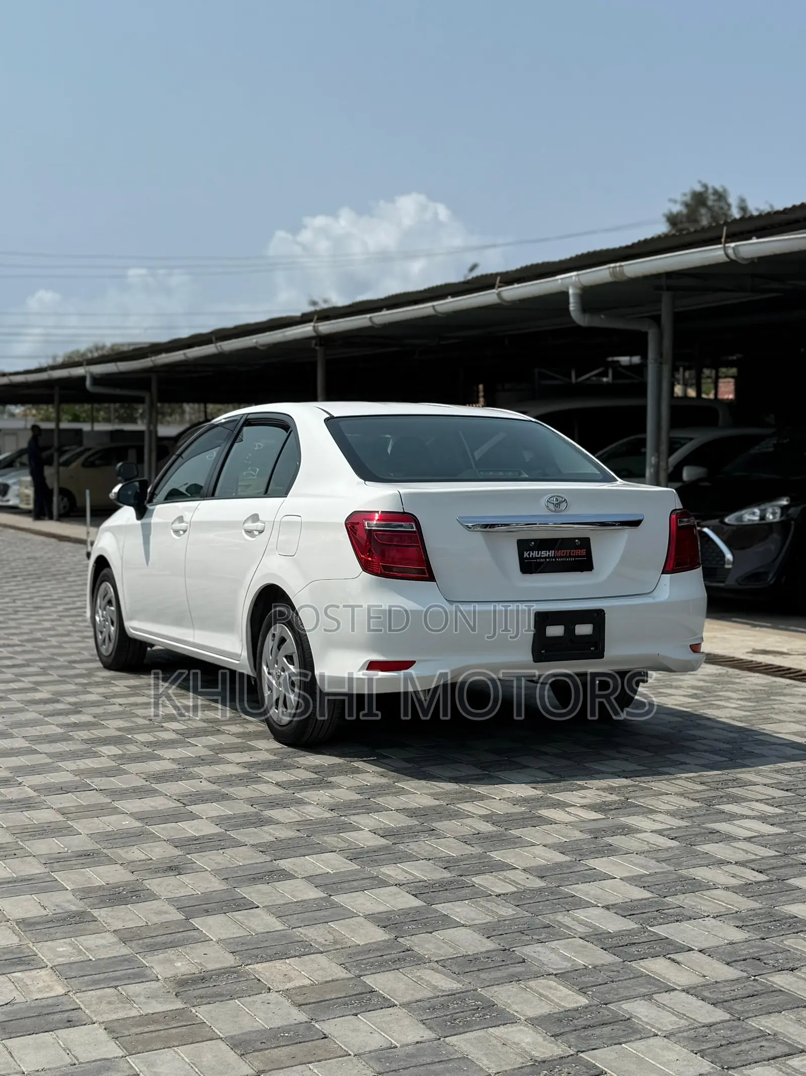 Toyota Axio 2018 Pearl