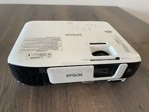 . Hd Epson Projector – Best for Movies Gaming