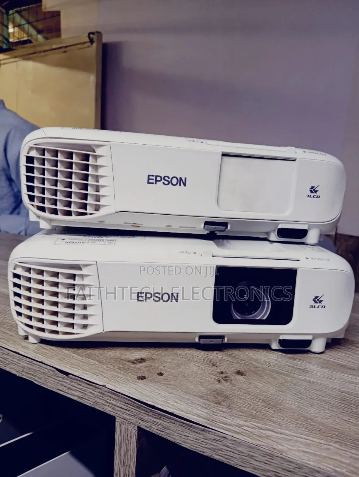 Epson Projector for Church – Very Bright Presentations