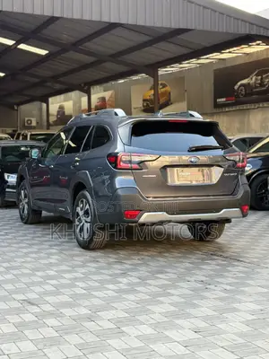 Subaru Outback 2022 Gray