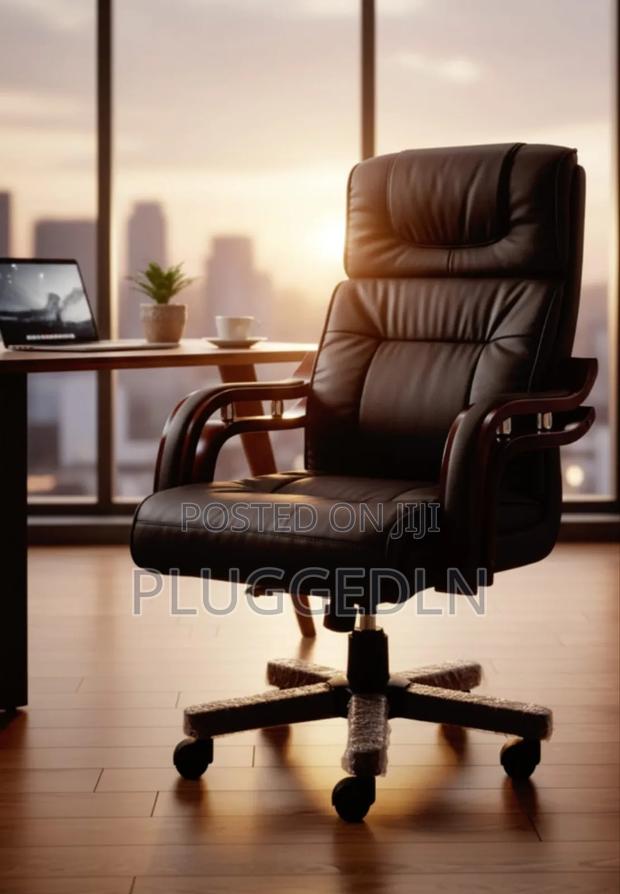 A2 Executive Leather Office Chair. - main view