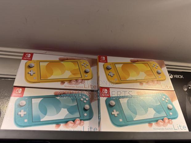 Nintendo Switch Lite - thumbnail 2