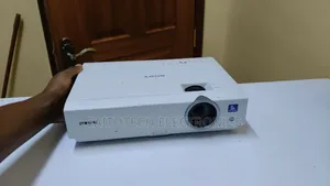Professional Sony Projector – Refurbished Ready