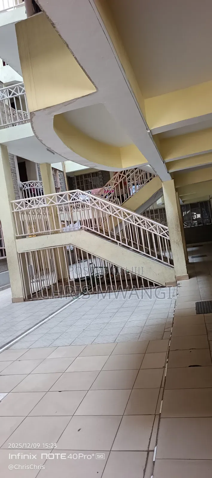 2bdrm Block of Flats in Langata Street for sale
