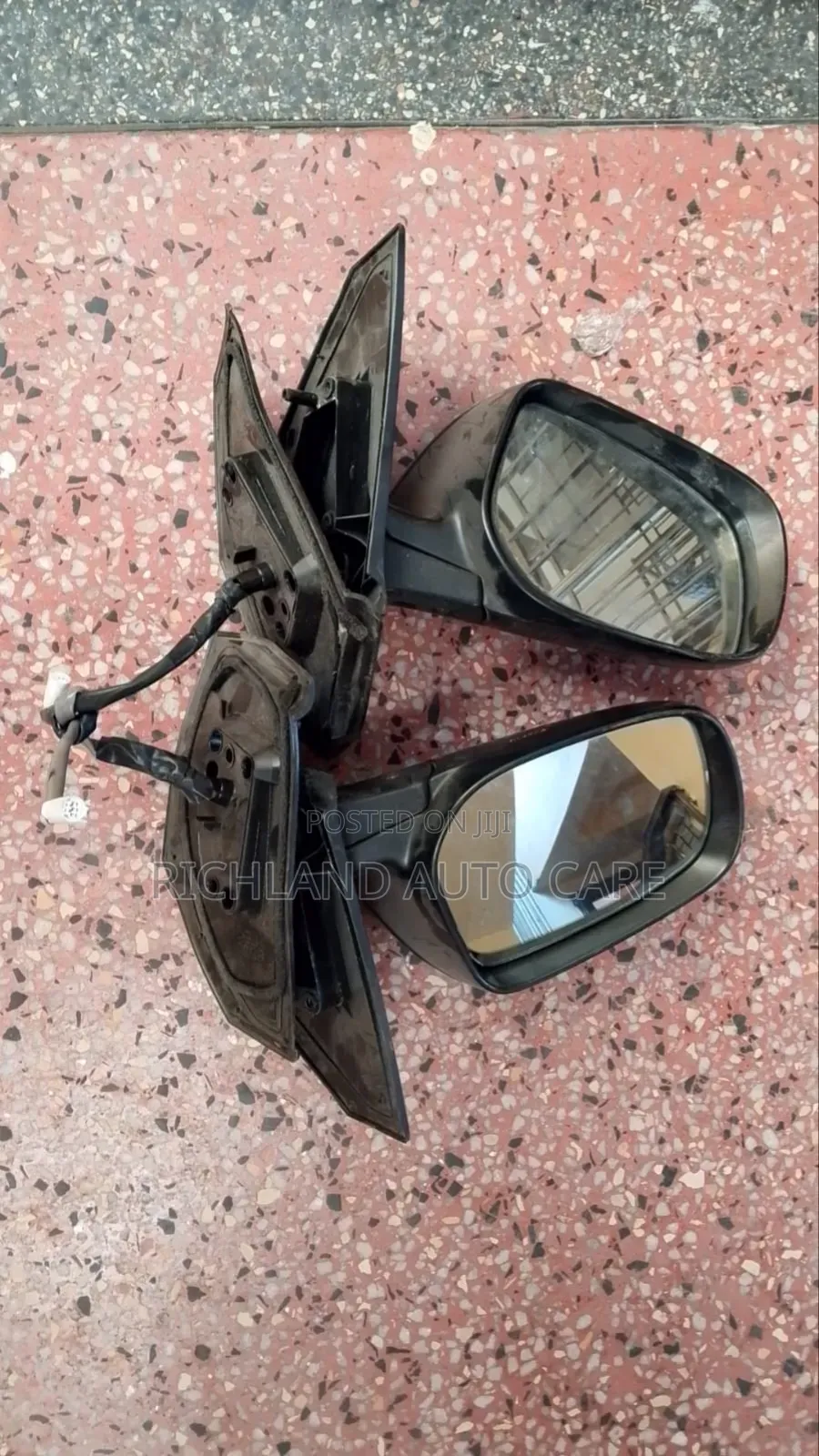 Side Mirror Axio 141