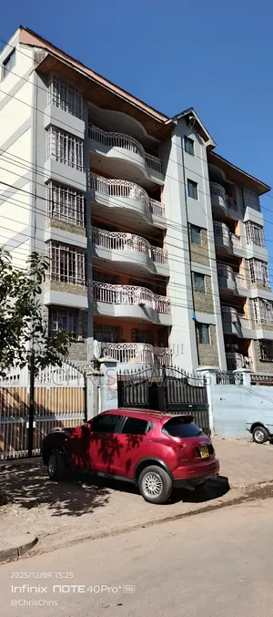 2bdrm Block of Flats in Mombasa Road Street for sale