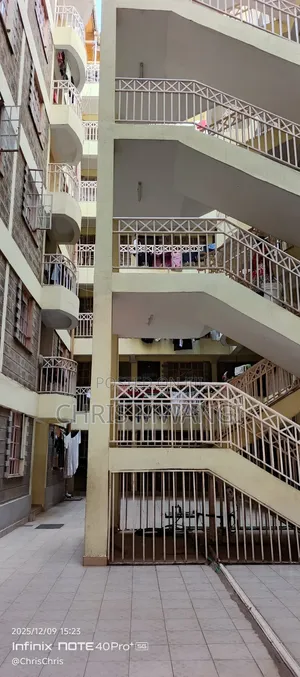 2bdrm Block of Flats in Mombasa Road Street for sale