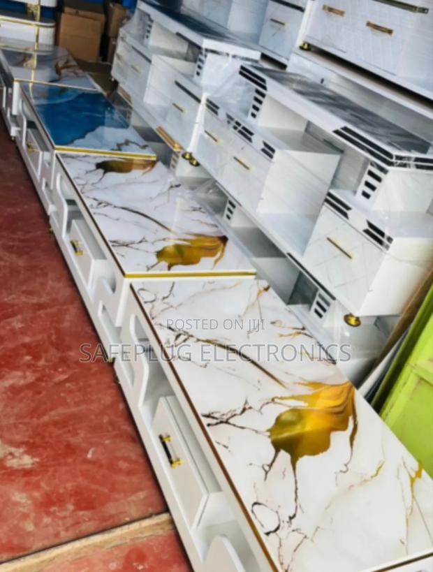 Coffee Table Elegant Executive Center Table - White - main view