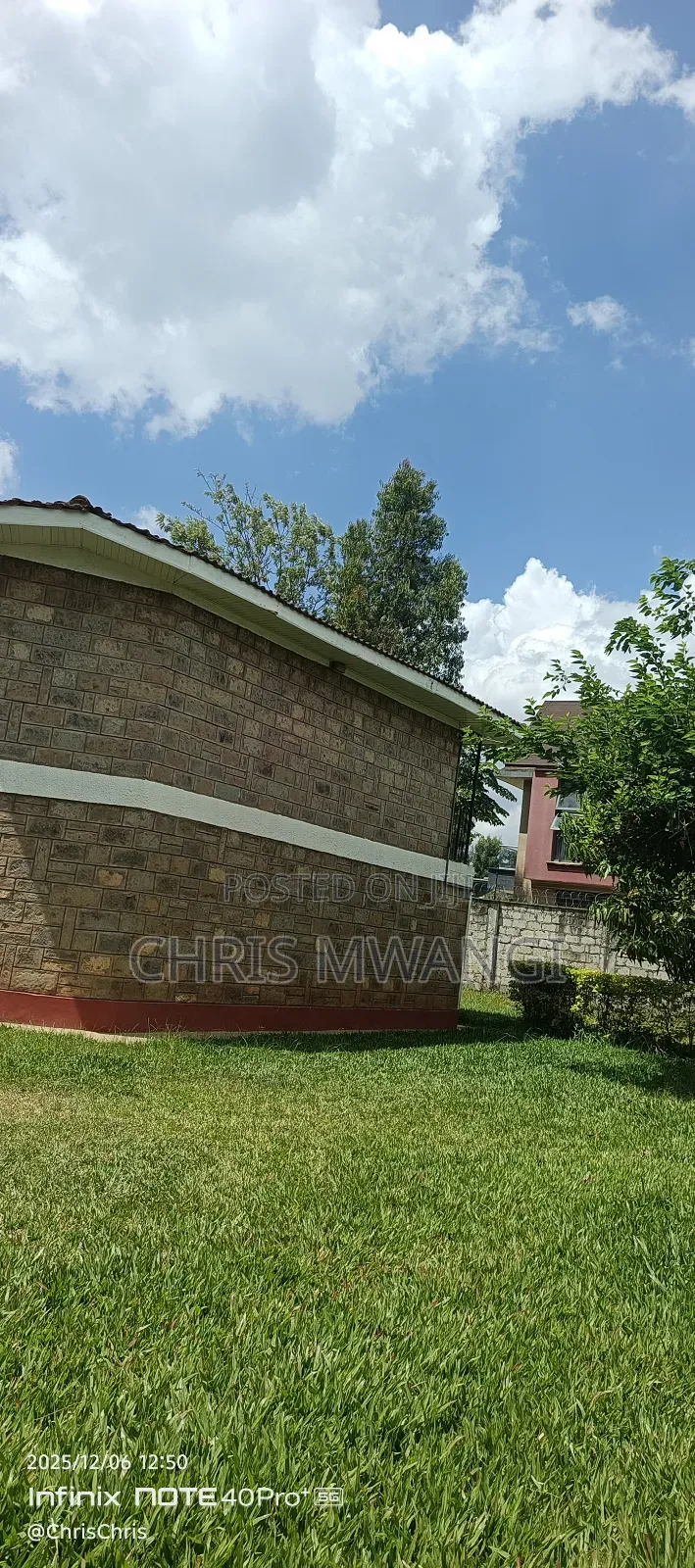 5bdrm Maisonette in Thome Estate for sale