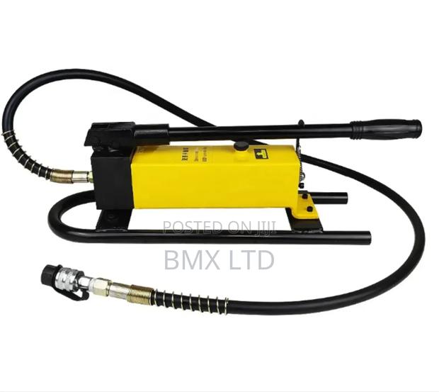 Portable High Pressure Manual Hydraulic Foot Pump - main view
