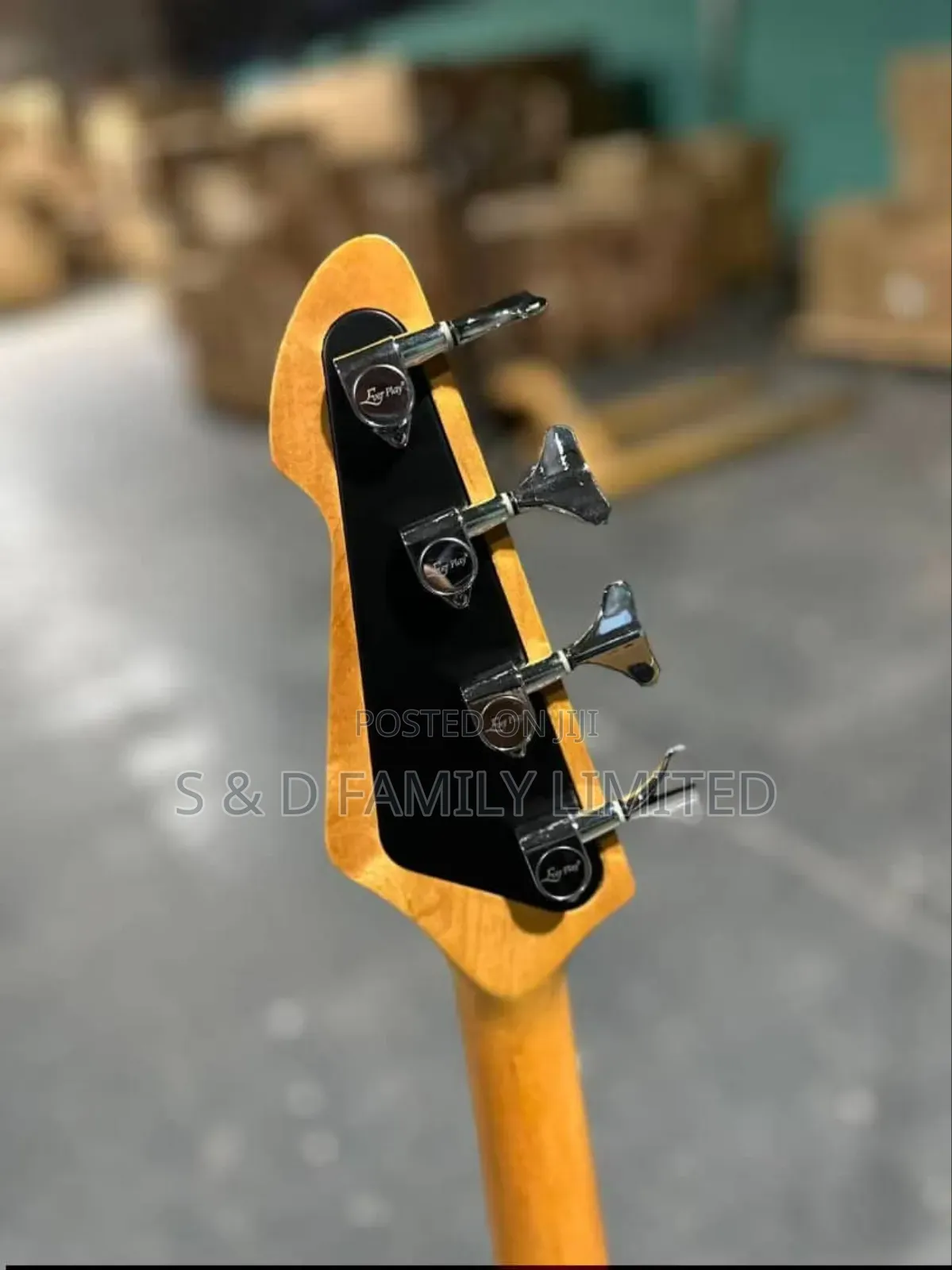 Peavey Bass Guitar 4 String Passive